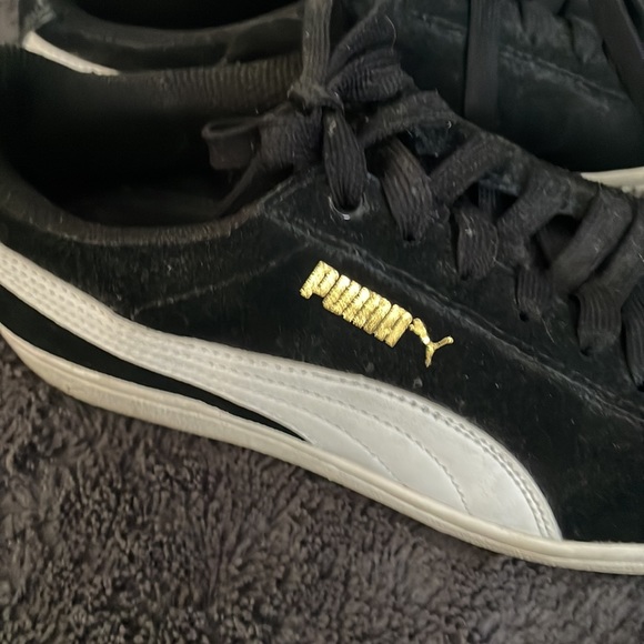 Womens 7 Puma Black Lace Up Sneakers - Picture 3 of 5